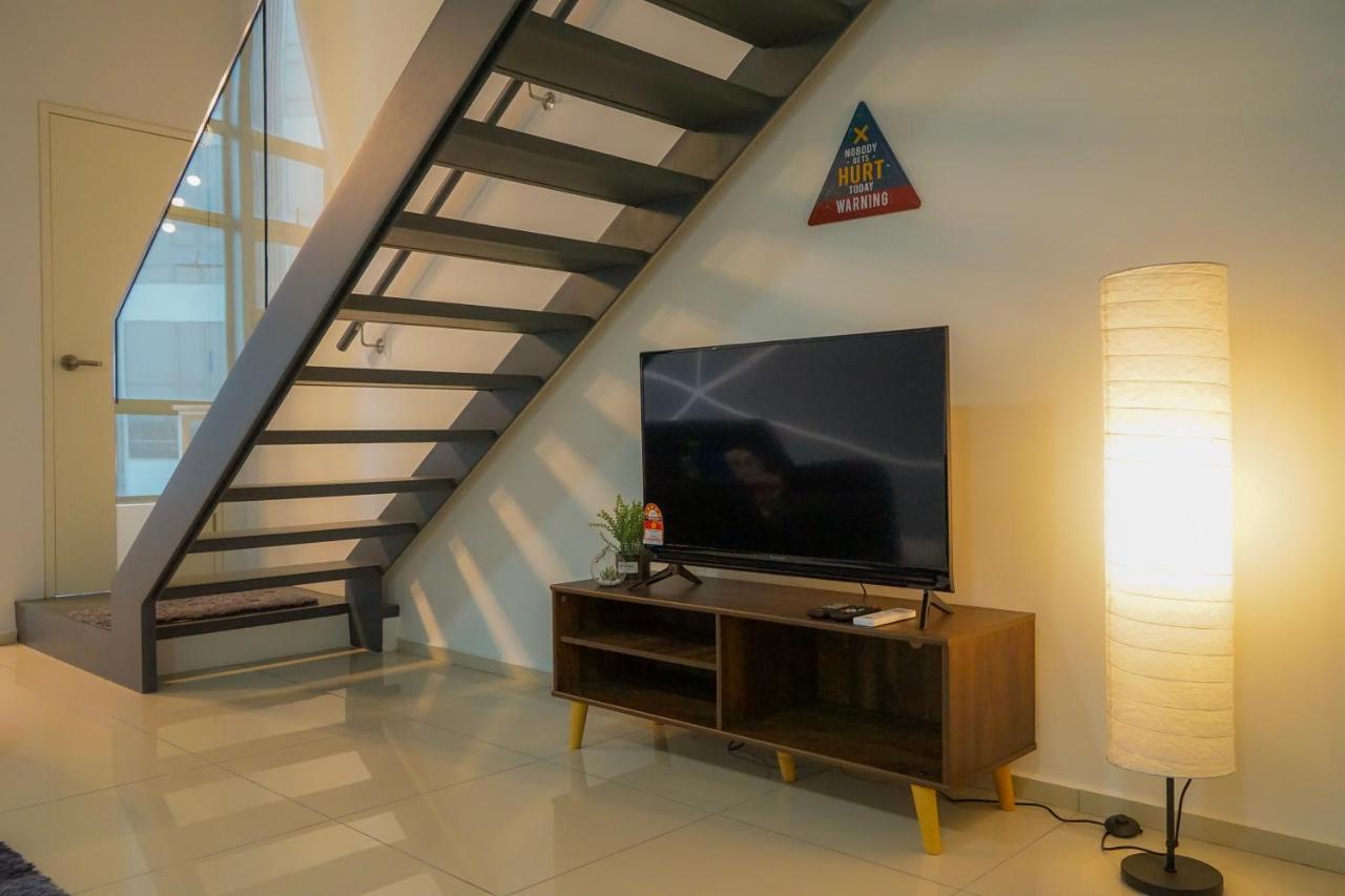 Cozy Modern Loft By De Lux @ Ekocheras, Kl Apartment กัวลาลัมเปอร์ ภายนอก รูปภาพ